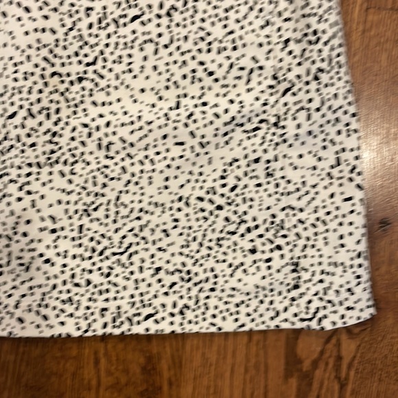 NWT Urban Outfitters white with black dots cotton mini skirt size small - Picture 3 of 7